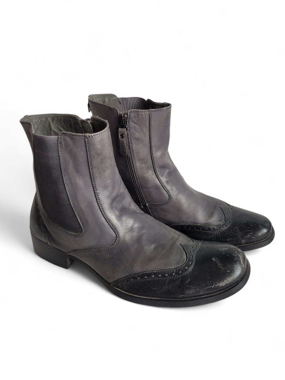 RUDSAK Gray and Black Leather Wingtip Chukka Boots